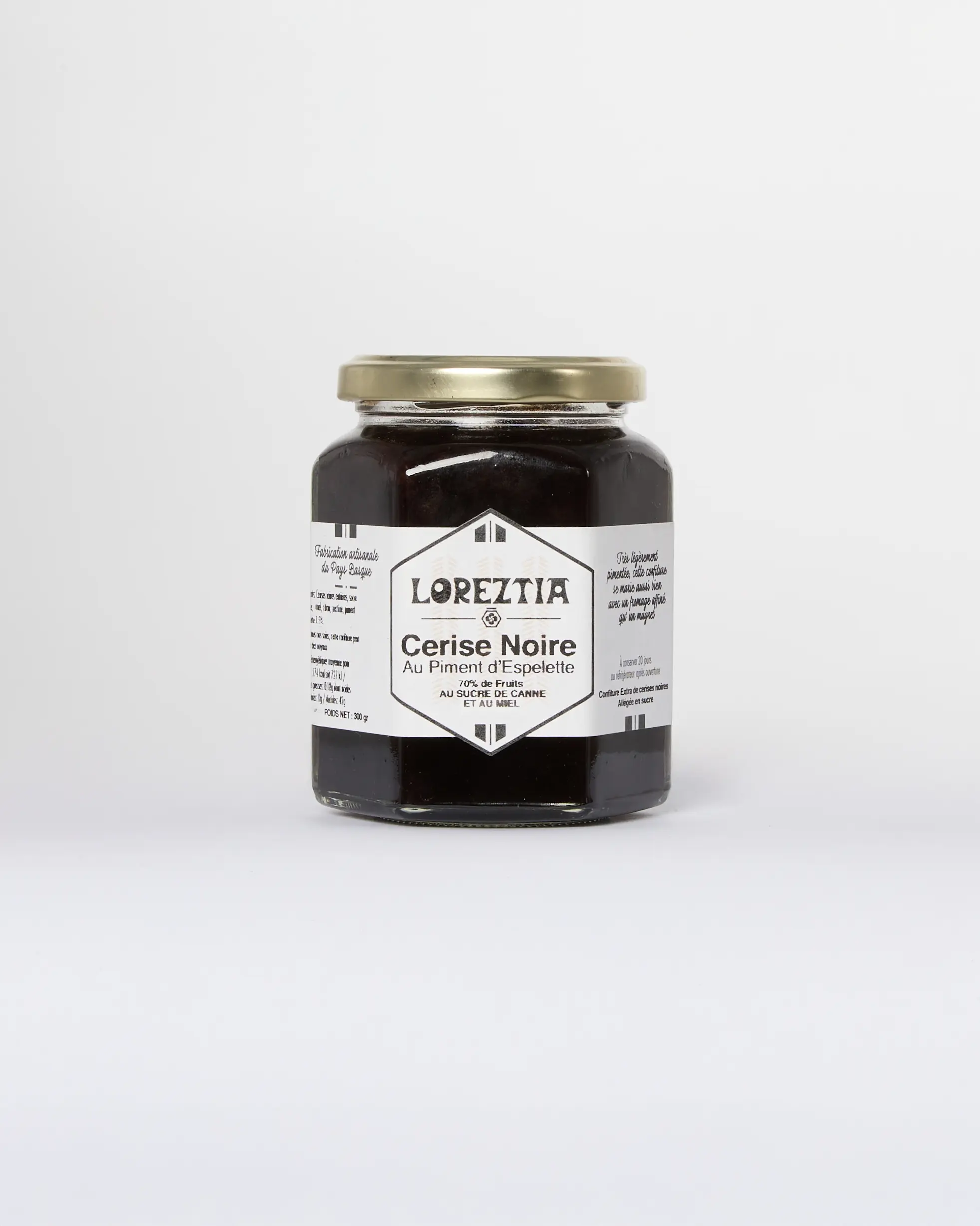 Confiture artisanale de cerise noire au piment signée Loreztia, produit typique du Pays Basque proposé par La Kantxa